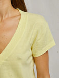 Alanis V-Neck - Lemonade