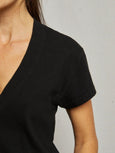 Alanis V-Neck - Black