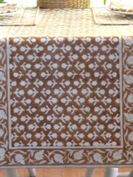 Table Runner - Charlotte Caramel