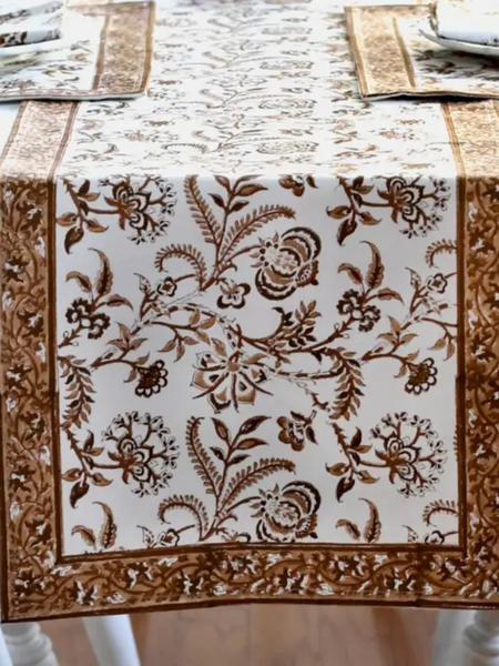 Table Runner - Charlotte Mocha